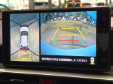 【パノラミックビューモニター】専用のカメラにより、上から見下ろしたような視点で360度クルマの周囲を確認することができます☆死角部分も確認しやすく、狭い場所での切り返しや駐車もスムーズに行えます。