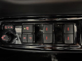 【パワーウインドウ】運転席のスイッチで、各席の窓ガラスの開閉ができます!あると便利ですよね!