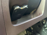 【ETC】高速道路や有料道路を頻繁に利用する方に便利なETC。車載器とカードで簡単に料金を支払い、長距離移動もストレスフリーです。