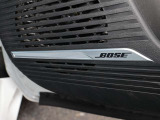 BOSEサウンド装備です。