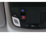 緊急通報ボタンが装備されています。ホンダコネクト対応。ご利用には、Honda Total Care プレミアムのご加入が必要です。