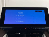 Bluetooth接続に対応 ミラーキャストに対応しております(スマートホンやタブレットの画面を本機の画面に表示したり音声を再生いたします。本機とデバイスはWi-Fiで接続いたしますiso端末は非対応