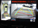 パノラミックビューモニター付きです。車両を上から見たような映像をディスプレイオーディオ画面に表示、運転席からの目線だけでは見にくい、車両周辺の状況をリアルタイムでしっかり確認できます。