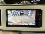 パックモニタ-も装備しております。車庫入れの苦手なお客様、もうご心配いりません。重宝してくれると思います。