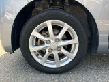 ホイールは4本ともガリ傷少なく綺麗です。