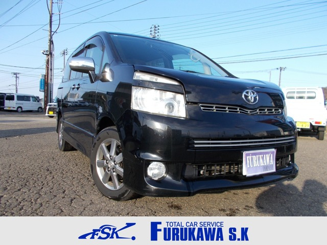 ヴォクシー 2.0 ZS 煌II 4WD 