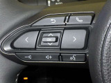 ステアリングスイッチ装備!運転しながら手元でオーディオの操作などができます。