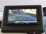 バックモニター付き。