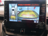 バックガイドモニターで、後方を確認しながら安心して駐車することができます。運転初心者も熟練者も必須の機能ですよ!