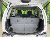 普段のお買い物や通勤、送迎等に十分な荷室スペースを確保しております。セカンドシートを倒すと、大きな荷物の積載も可能です♪