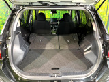 普段のお買い物や通勤、送迎等に十分な荷室スペースを確保しております。セカンドシートを倒すと、大きな荷物の積載も可能です♪