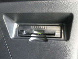 ETC車載機です。高速・有料道路の料金をキャッシュレスでスムーズに通過できます。