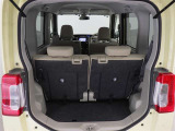 広々としたラゲージスペースを備えています。大きなものや長さのある荷物もしっかりと積み込めます。