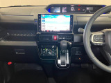 ナビ、オートエアコン付