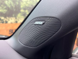 【BOSEサウンドシステム】メーカーオプションの高品位サウンドシステムを搭載。専用のチューニングが施された大小様々なスピーカーから良質なサウンドが奏でられます。