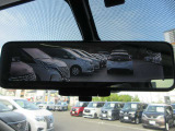 インテリジェントルームミラーも付いて後方も安心です