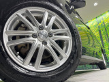 【15インチアルミホイール】外観にマッチしたアルミホイールを装着しております。各種アルミホイールや、スタッドレスタイヤも取扱いしております。是非ご相談ください♪