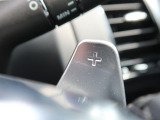 ステアリングパドルシフト『クイックなシフト操作が可能!レスポンスが高く、運転者様のギア変則にしっかりとついてきてくれます!ジャガーと一体となれる装備です。』