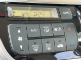 快適な室内空間空間を作ってくれるオートエアコンも装備!
