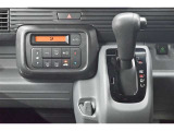 ミッションはCVTを搭載しておりますのでシームレスな加速と低燃費を体感できます。