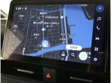 純正ナビを装備。タッチパネル式で使いやすく、お出かけもラクラクです。