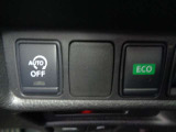 アクセル操作の補正やCVTのレスポンス、変速スケジュ-ルをトータル制御するECOモードと、可能な限りエンジンを停止させ、余分な燃料消費を防ぐアイドリングストップ。お問い合わせは03-5672-1023