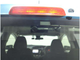 リヤ用ドライブレコーダー装備!これがあれば、相手方が危険運転をしてきた場合などでも客観的に証明でき、事故や事件の直接的な証拠の確保にも生り得ます。