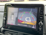 【アラウンドビューモニター】車両周辺をモニターで確認できて、駐車が苦手な人でもスムーズに駐車できます