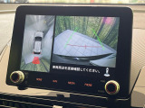 【マルチアラウンドモニター】専用のカメラにより、上から見下ろしたような視点で360度クルマの周囲を確認することができます☆死角部分も確認しやすく、狭い場所での切り返しや駐車もスムーズに行えます。