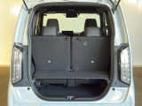 ★バリエーション豊富な広々と使えるトランクスペース★