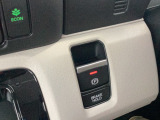 電子パーキングシステム搭載車です。ブレーキホールド機能もついております。