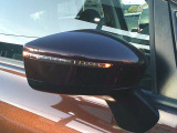 スタイリッシュなウインカー付きドアミラー装備!周囲への視認性を高める効果があるので、安全装備の一つです。
