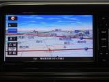 ナビゲーションを装備。タッチパネル式で使い易く、お出かけも楽々です♪