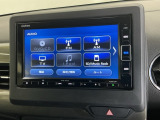 AVメニューはご覧の通り、様々なコンテンツに対応、ドライブを楽しく演出できます。詳しくはスタッフへお尋ねください