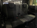 3列目シートはもちろん状態良好☆大人でもゆったりと座って頂けますので、大人数でのお出かけもラクラクです♪ご家族で、気の知れた仲間で、ドライブに行くのが楽しみですね♪