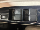 【パワーウインドウ】運転席のスイッチで、各席の窓ガラスの開閉ができます!あると便利ですよね!