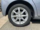 ホイールは4本ともガリ傷少なく綺麗です。