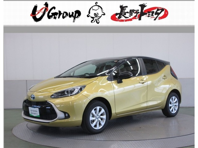 アクア  1.5 Z E-Four 4WD