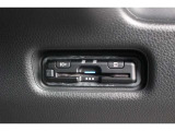 もちろんETC付きでビルトインタイプを装備!見た目もスマート♪高速道路の料金所も楽々通過♪