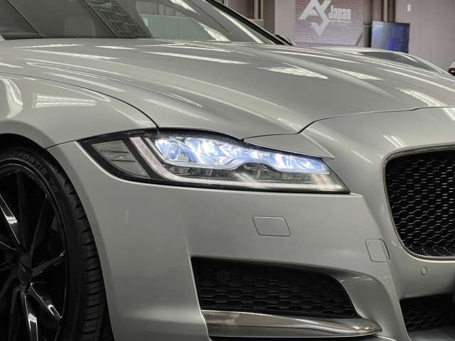 ジャガー XF 25t ピュア VOSSEN20inAW 車高調 ADPクルコン LED-AHB の