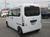 高エネルギー密度のバッテリーを採用するとともに、電費を向上させるさまざまなバッテリーマネジメント機能によって、1日の配送・配達などを安心してこなせる一充電走行距離245kmを実現しました。