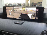 駐車時に安心な360&deg;ビューモニターが装備されています!