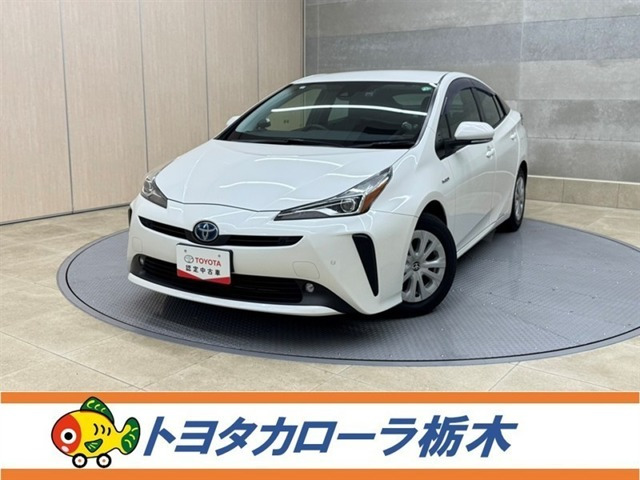 トヨタ プリウス 