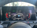 視認性の良い大型2眼式のスピード&タコメーター☆カラーディスプレイには運転をサポートするさまざまな情報を表示します☆