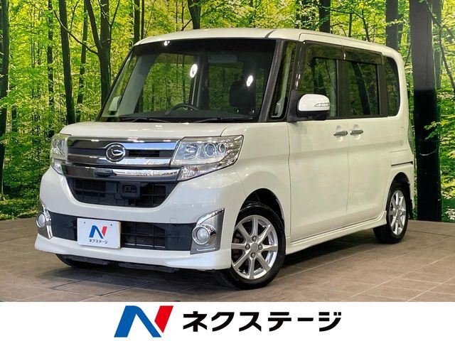 ダイハツ タントカスタム 