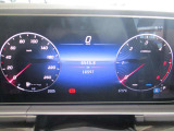 メーター・計器類は見やすく表示されております。