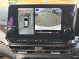 アラウンドビューモニターは車庫入れの強い味方となってくれます。上から車を見下ろすように視ることで、駐車場枠内にビシッと真っ直ぐ停めれます!☆一度使ったらわかって頂けます☆