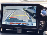 【バックモニター】バックカメラが装着されています。車庫入れが苦手な方もこれがあれば安心ですね