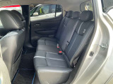 リヤシートもゆったりです。
