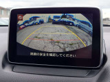 バックカメラで後方の安全確認できます